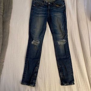 Rag & Bone distressed skinny jeans with size zip